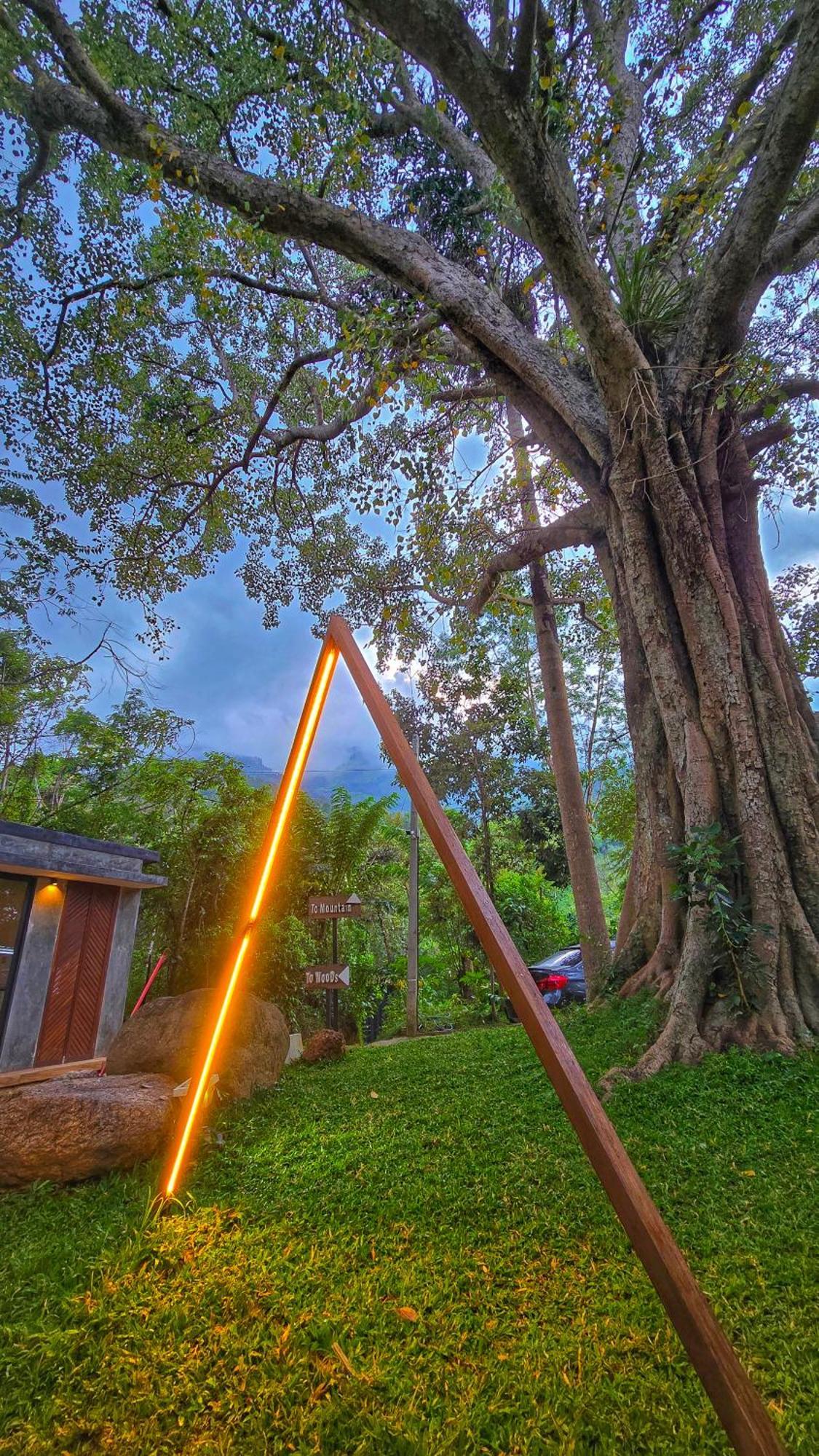 Area 4 Eco Cubes Apartment เอลลา ภายนอก รูปภาพ